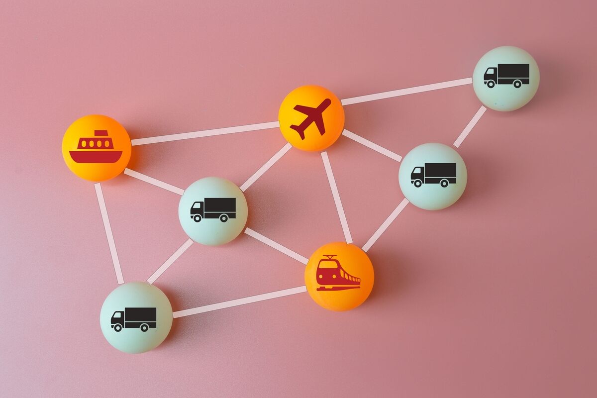 Upstream Vs Downstream Supply Chain The Similarities And Differences