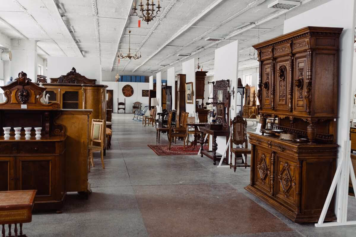 Overcoming the Challenges of Shipping Antiques