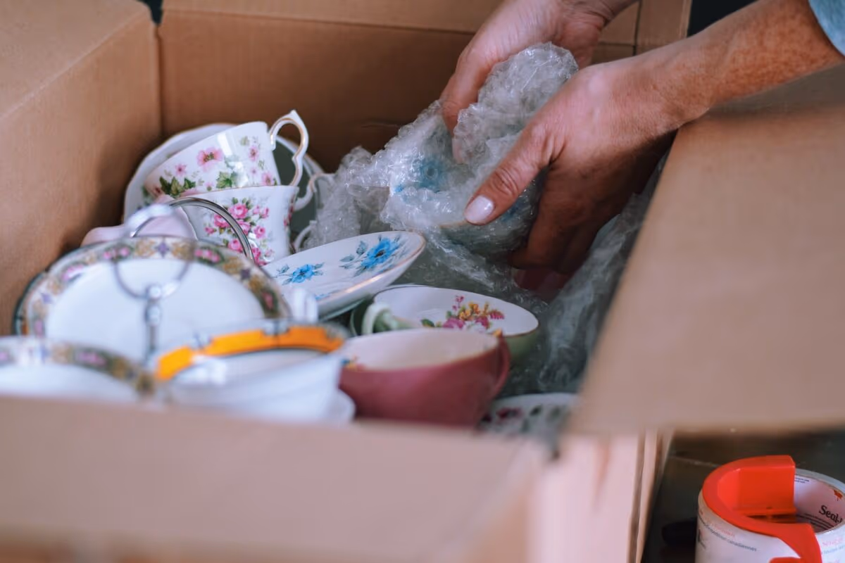 Essential Advice for Packing and Shipping Fine China to Customers