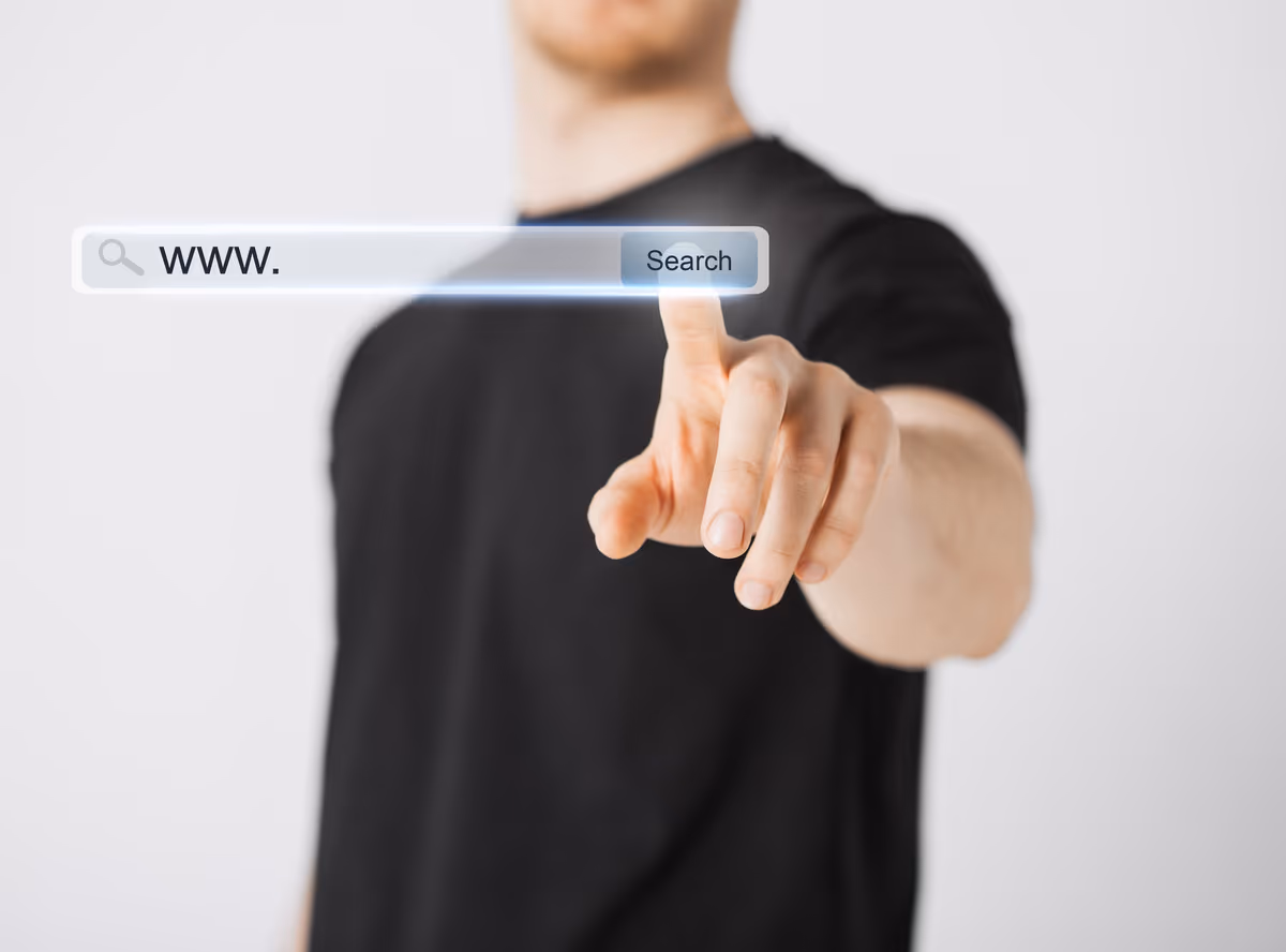 The Rise of Online Luxury Sales and What It Means for Jeweler