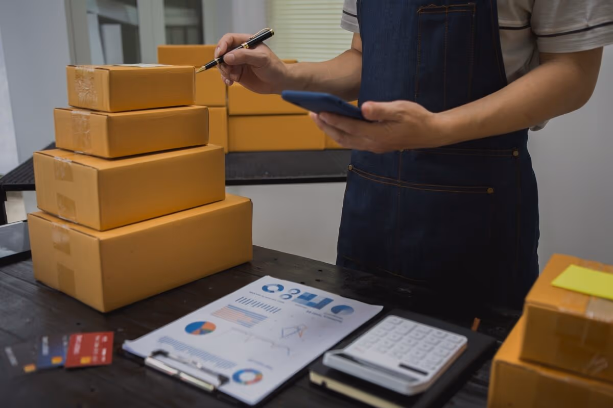 Dimensional (DIM) Weight in Shipping: What It Is & How It’s Calculated