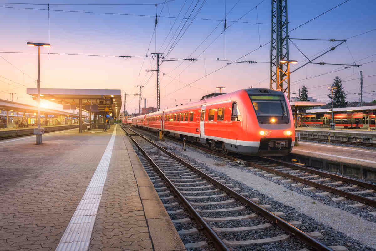 Who Invented the Train: History of Trains