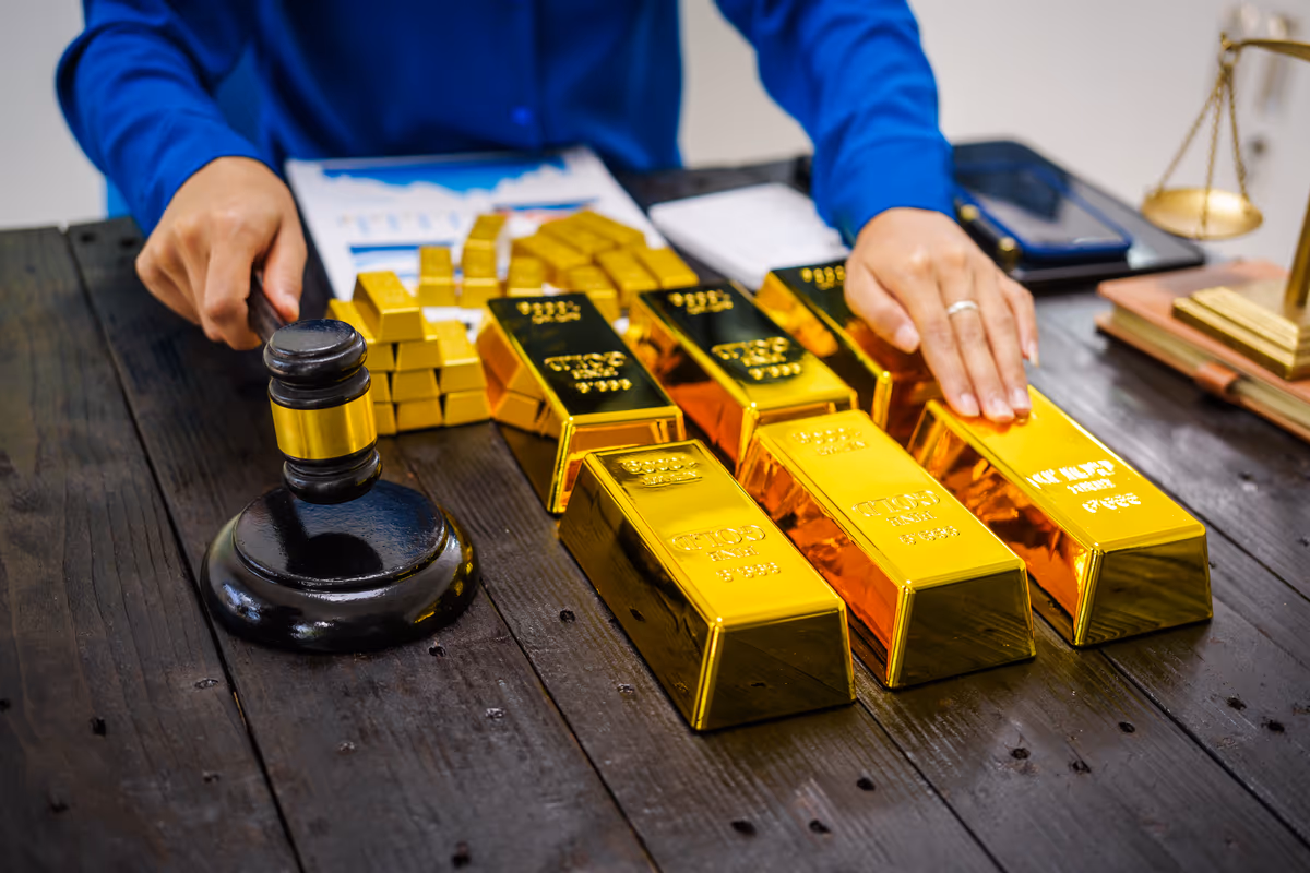Shipping Gold Safely: Packaging, Insurance & Best Practices